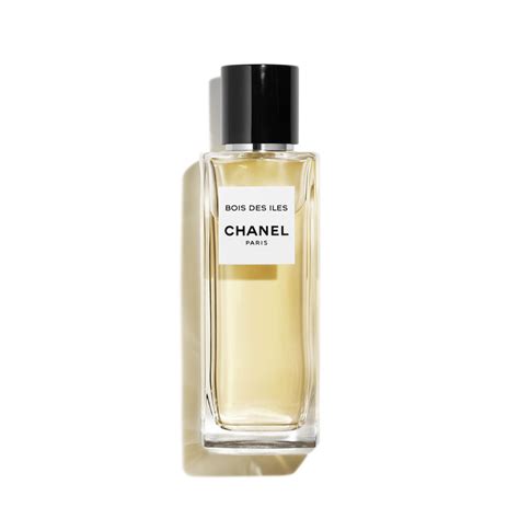 CHANEL Bois des Iles 